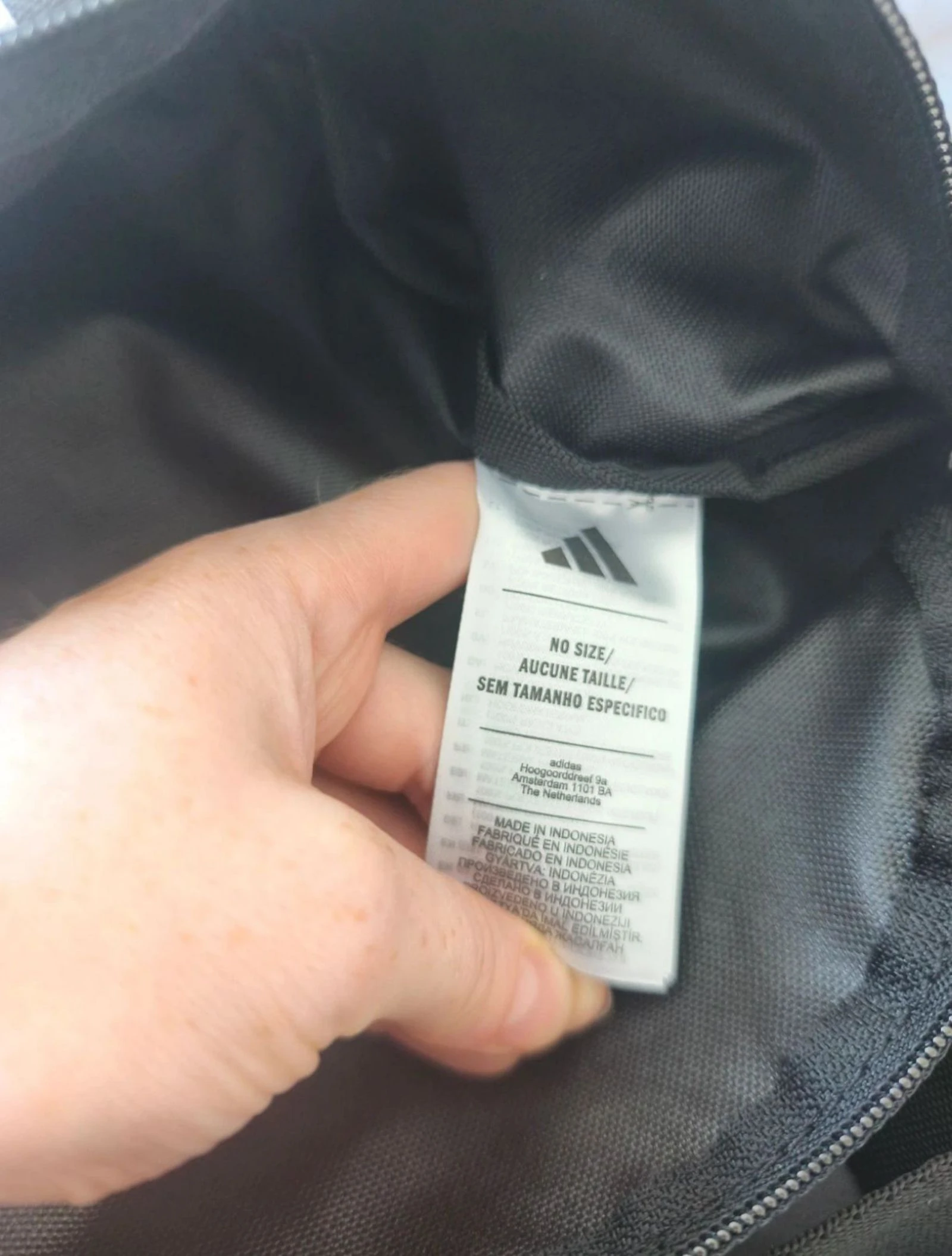 Black Adidas fanny pack – New with tag – photo 5